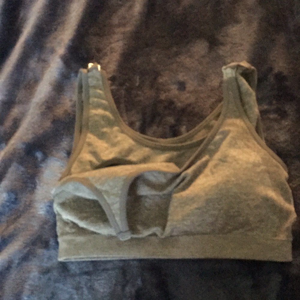 Breastfeeding sports bra